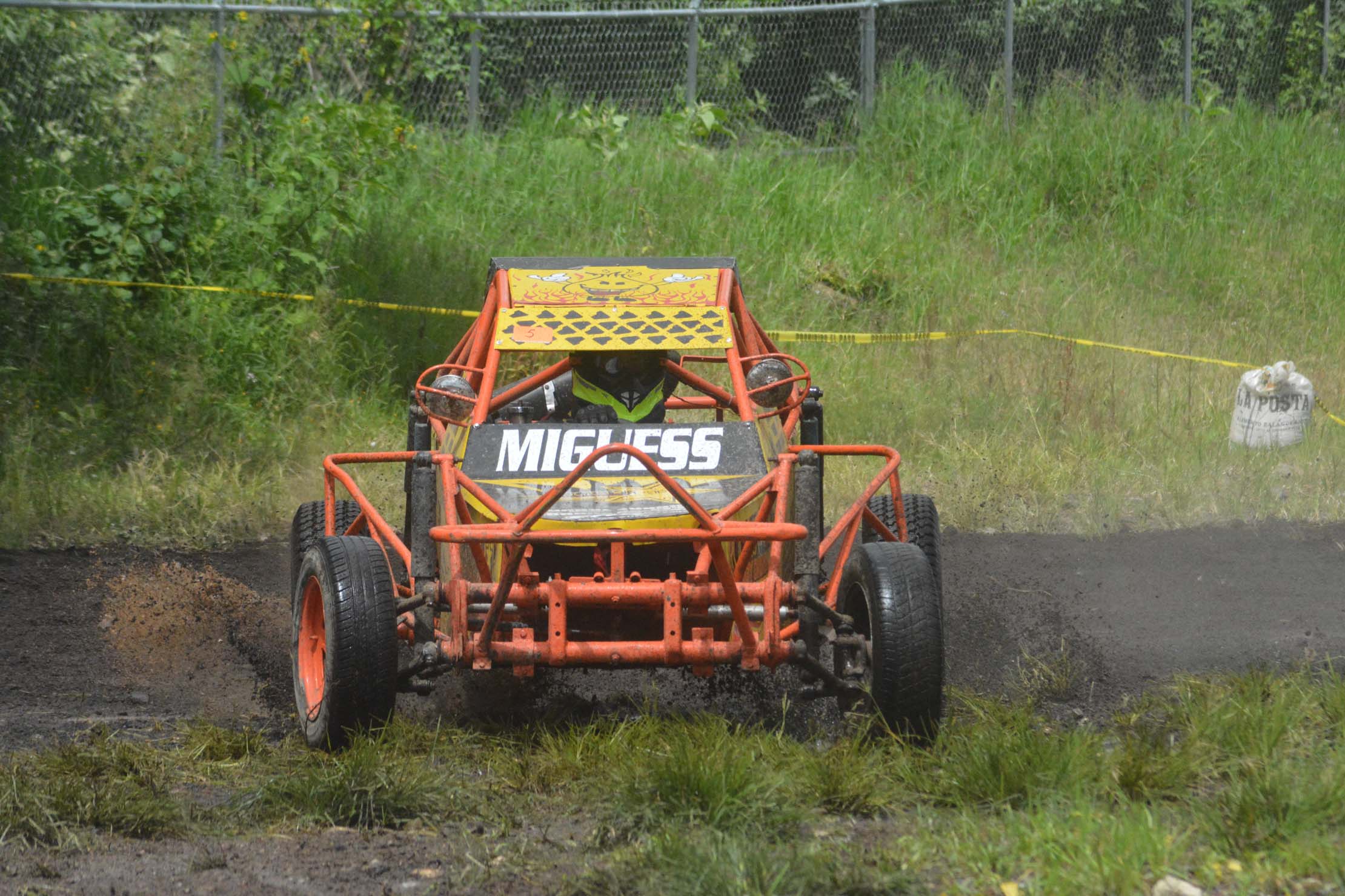 Pilotos de todo el país se reunieron en el Off-Road del Festival de las Flores