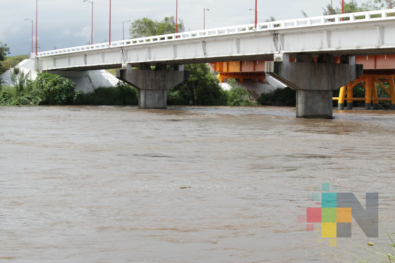 Habitantes realizan monitoreo comunitario de río La Antigua