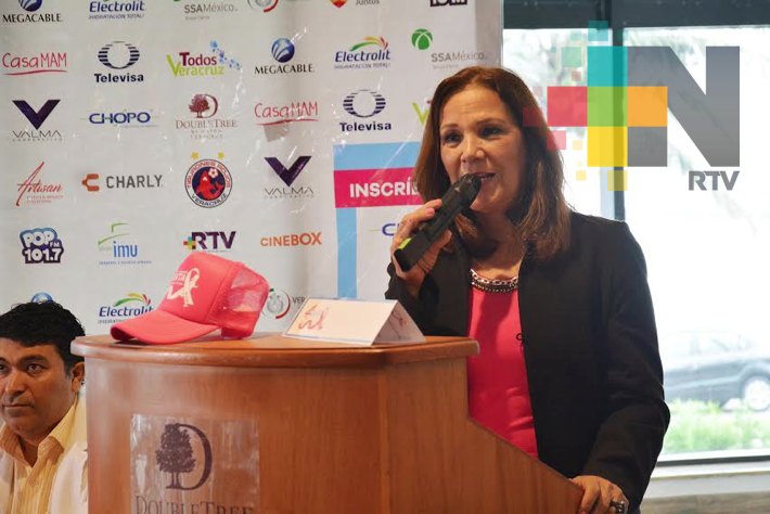 Invita MAM a participar en la carrera por la lucha del cáncer de mama