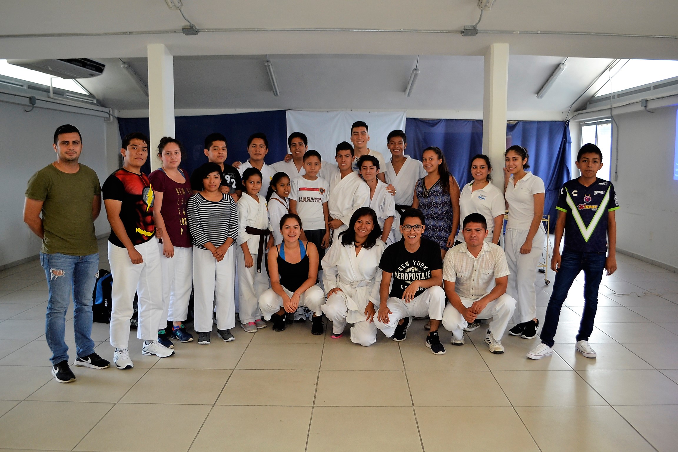 Imparten talleres de psicología para raquetbol, tenis de mesa y karate