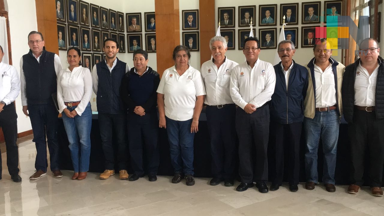 Trabajadores del ayuntamiento de Córdoba tendrán esquema de seguridad completo del IMSS