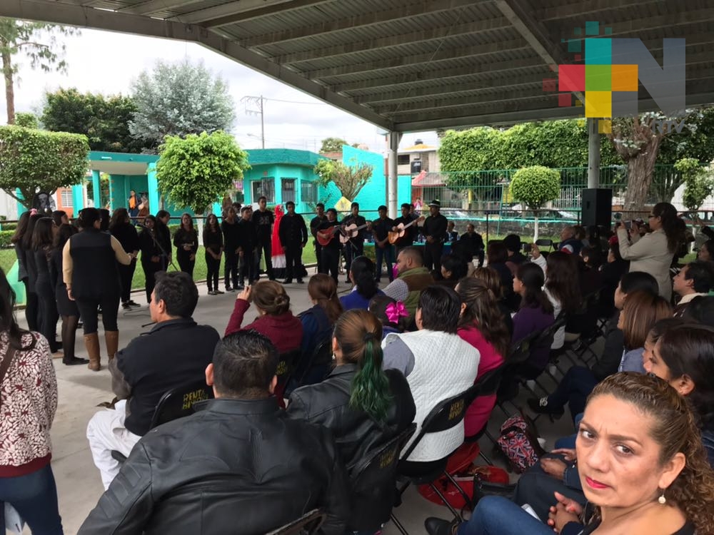 Secundaria general de Xalapa realiza festival Xantolo