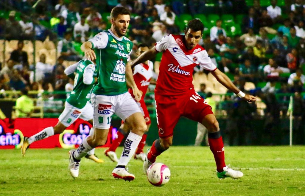 Los Tiburones Rojos de Veracruz cayeron en el Nou Camp