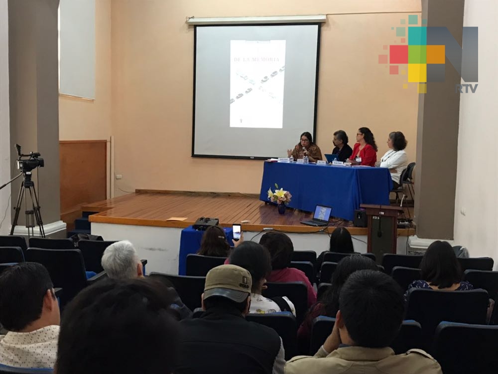 En México siete de cada diez mujeres sufre ciberviolencia: Investigadora