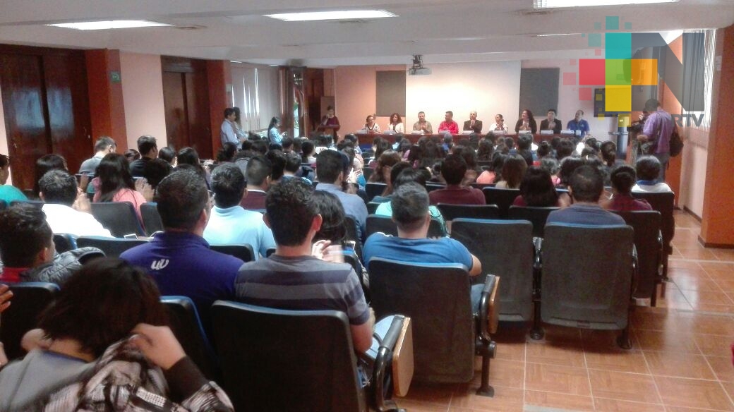 Realiza UV Foro de Emprendimiento y Responsabilidad Social en Coatzacoalcos