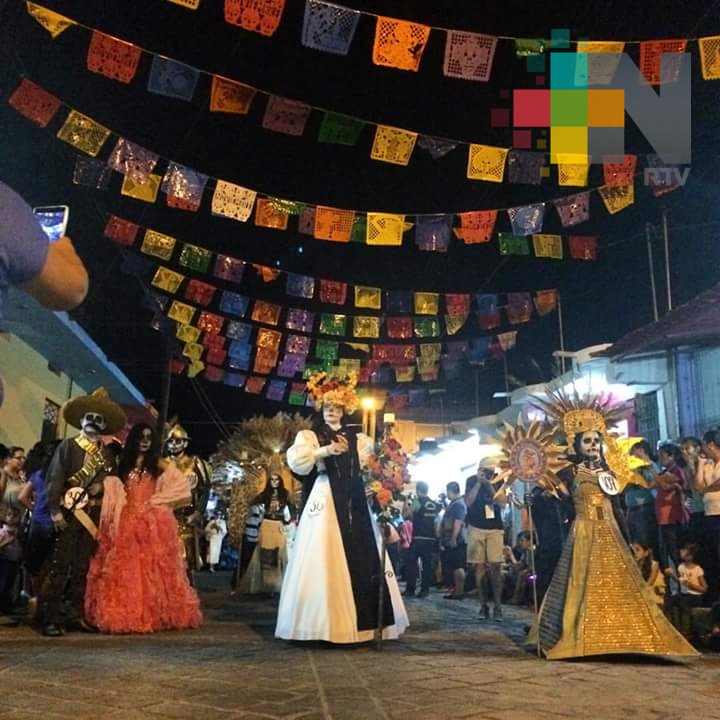 Escuelas de Martínez de la Torre promueve la cultura de celebrar Todos Santos