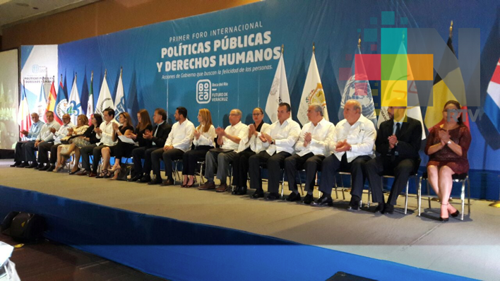 Se realiza el primer Foro Internacional sobre Políticas Públicas y Derechos Humanos en Boca del Río