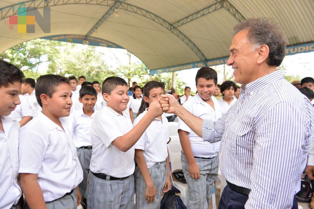 Intensa gira de trabajo del gobernador Yunes en el norte del Estado