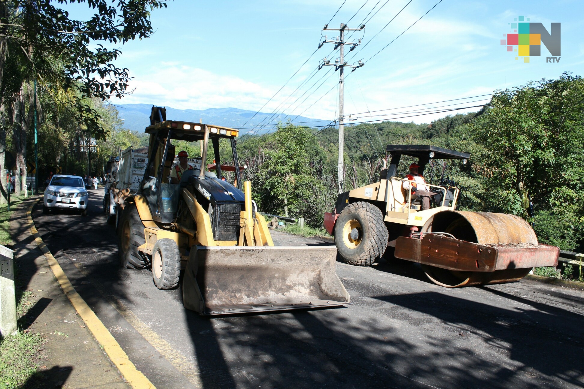 Importante avance tiene la obra de pavimentación de Coatepec, aseguran conductores