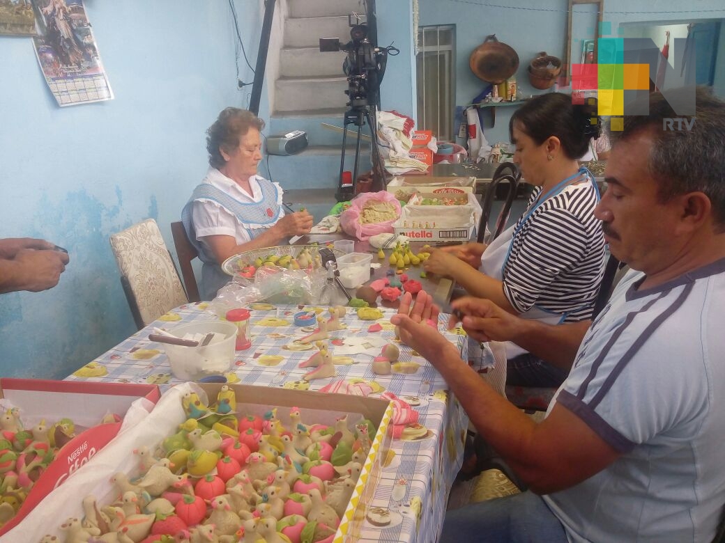 Por generaciones, elaboran dulces de jamoncillo en Trapiche del Rosario