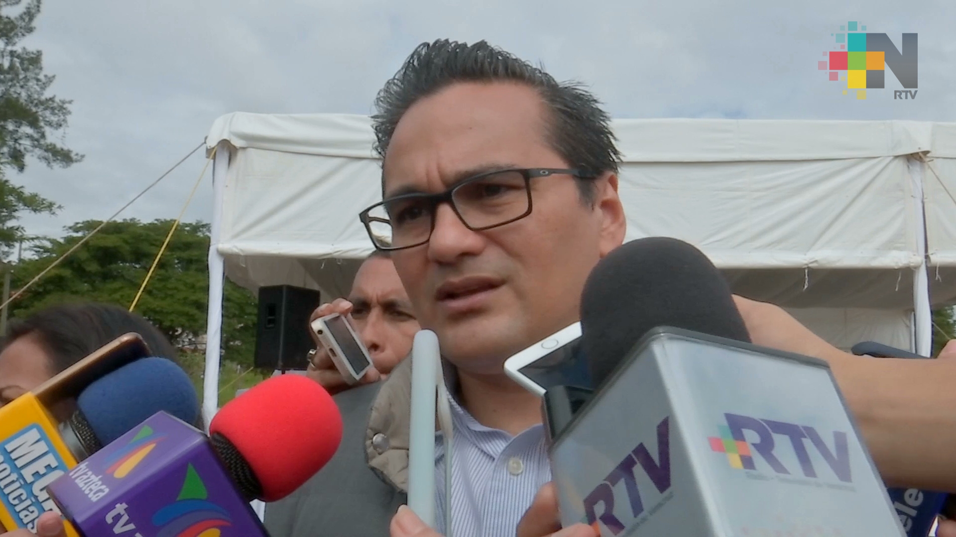 Detecta FGE a persona que habría robado identidad para emplacar 100 autos