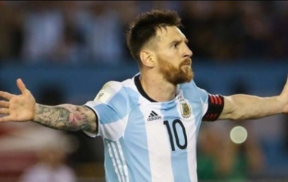 Argentina se rinde a los pies de un «épico» Messi