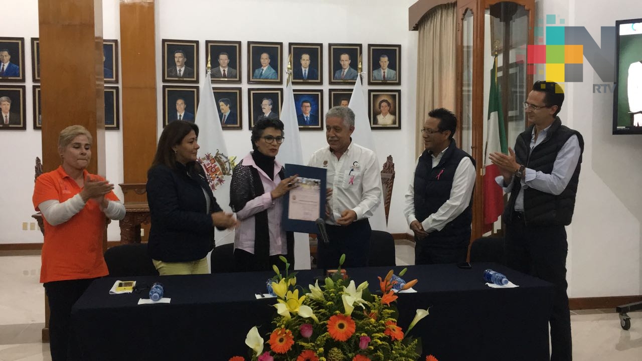 Ayuntamiento de Córdoba nombra “visitante distinguido” a la actriz Patricia Reyes Espíndola