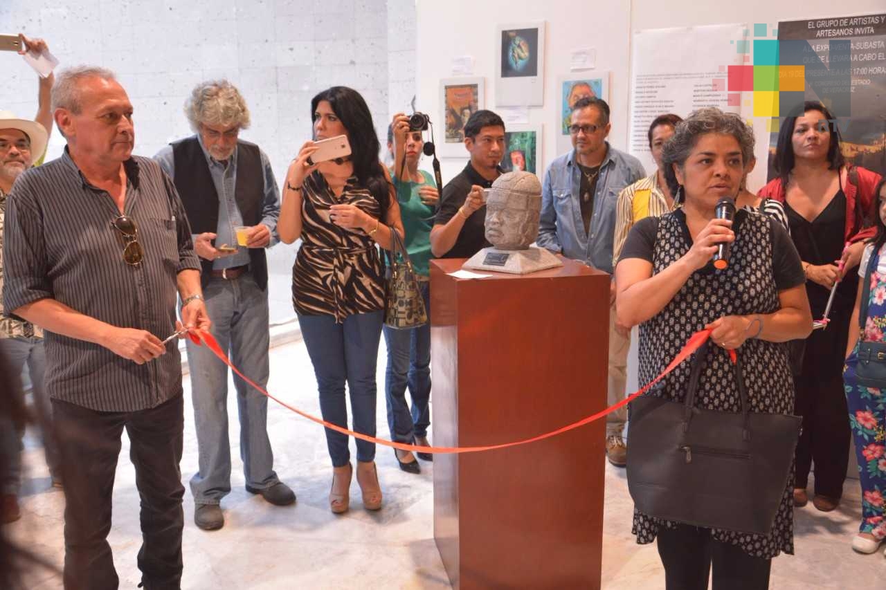 Abren artistas en el Congreso la subasta de obras para apoyar a damnificados