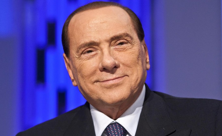 Investigan a Berlusconi como presunto autor intelectual de atentados