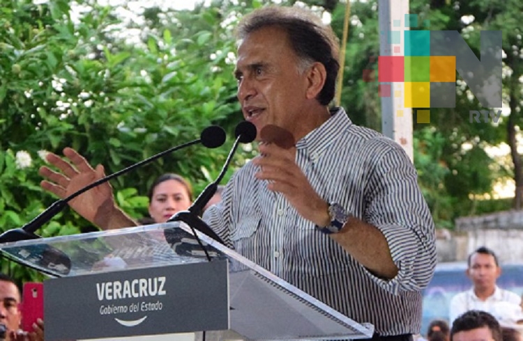 En Pánuco, más de 700 familias serán beneficiadas con la construcción de pisos firmes