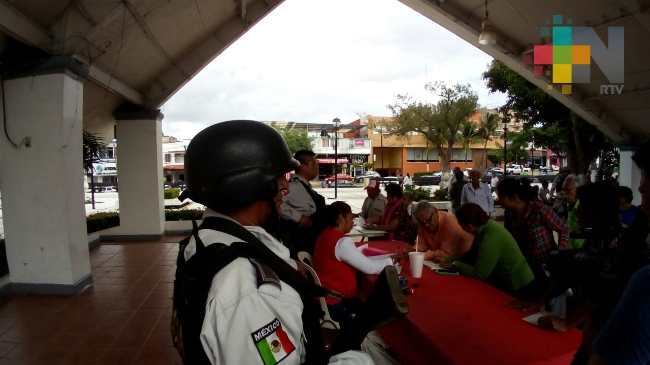 Continúa pago de pensión para adultos mayores en Coatzacoalcos