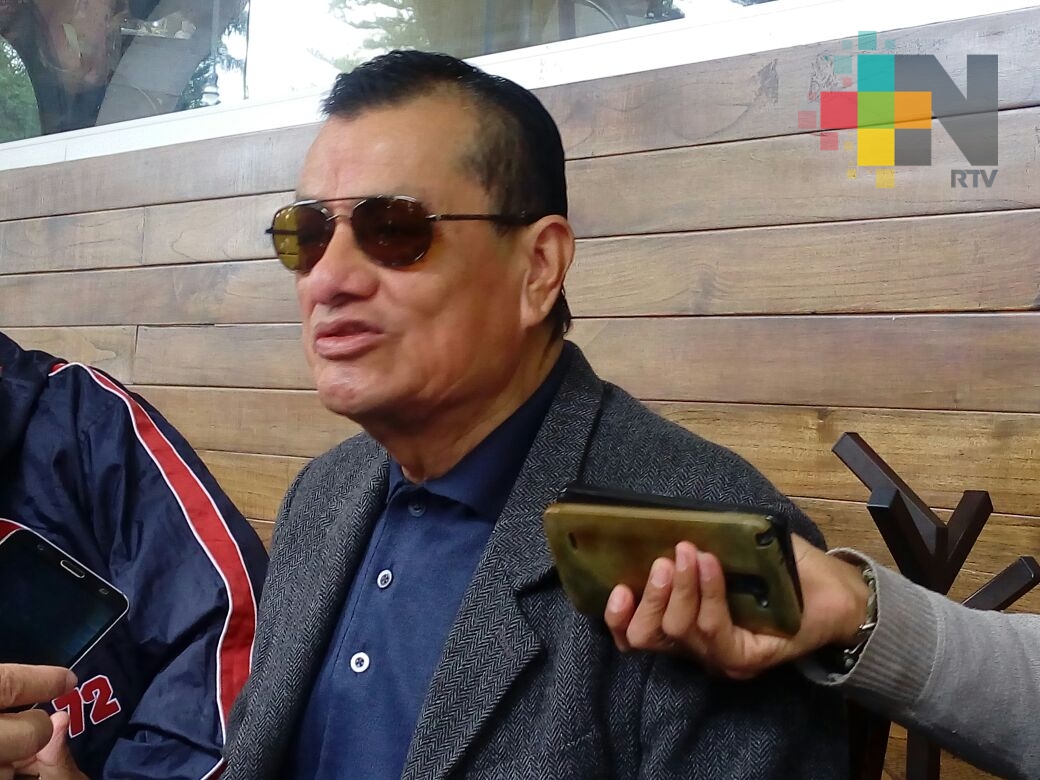 Si se somete a juicio al fiscal que sea por la vía legal y no por delito político