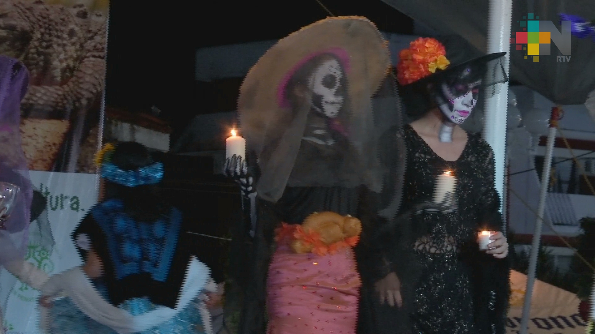 Se visten de catrinas en Catemaco