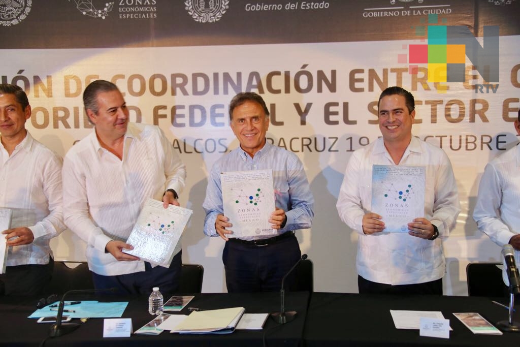 13 empresas invertirán 600 mdd en la Zona Económica Especial de Coatzacoalcos y van a generar 8 mil empleos: Gobernador Yunes