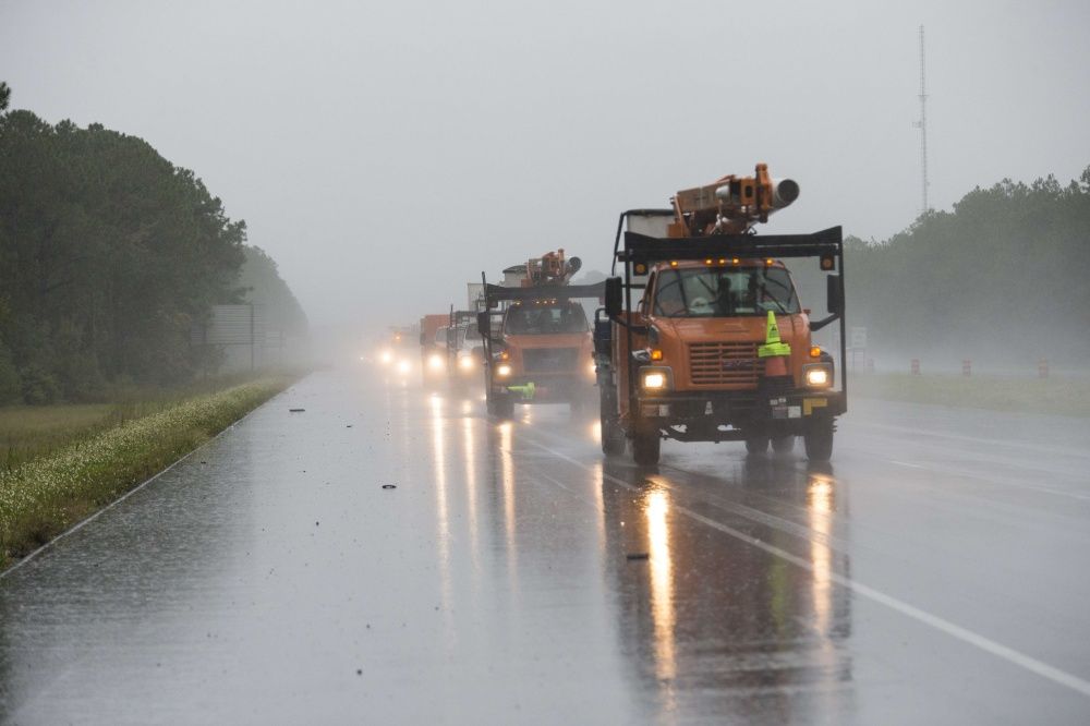 Huracán Nate pasa sin causar mayores daños al interior de EUA