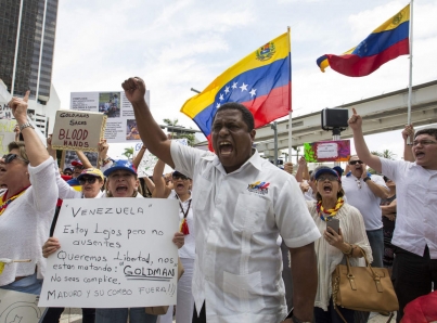 Ingresan 470 mil venezolanos a Colombia por crisis en su país