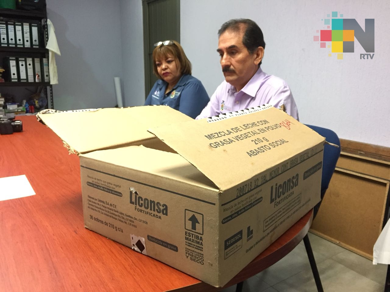 Encuentran a bebé dentro de una caja en centro de Minatitlán