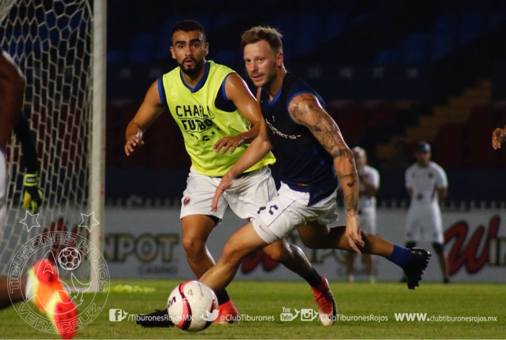 Los Tiburones Rojos tuvieron interescuadras en el ‘Pirata’