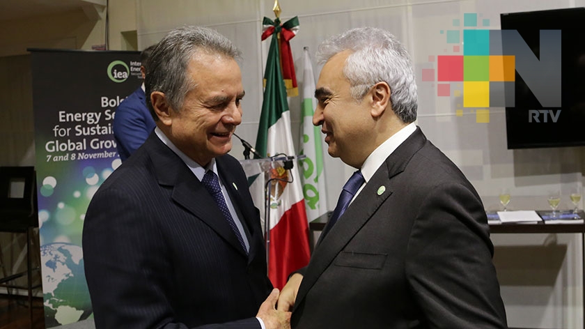 Organismo clave en energía global, la AIE invita a México a integrarse