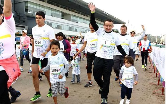 Seguro Social busca récord Guiness con “Carrera padres e hijos”