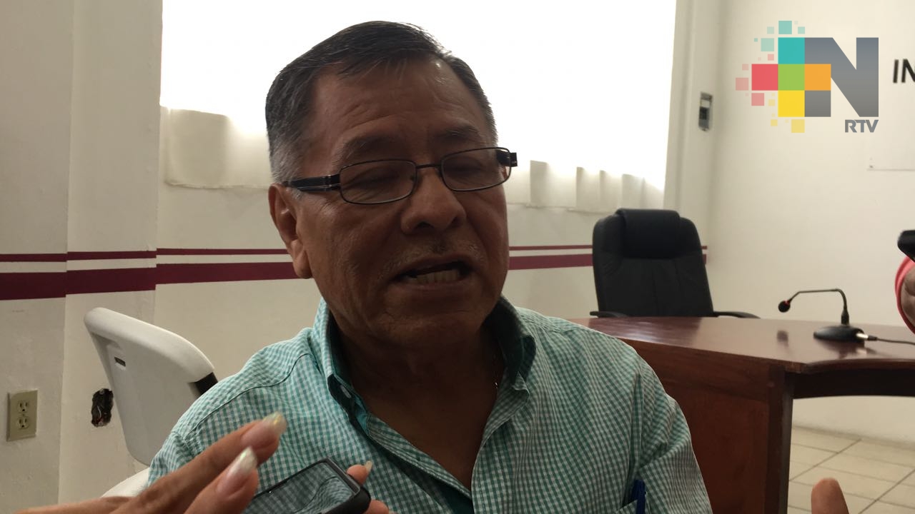 Jóvenes interesados en tramitar credencial de elector: INE