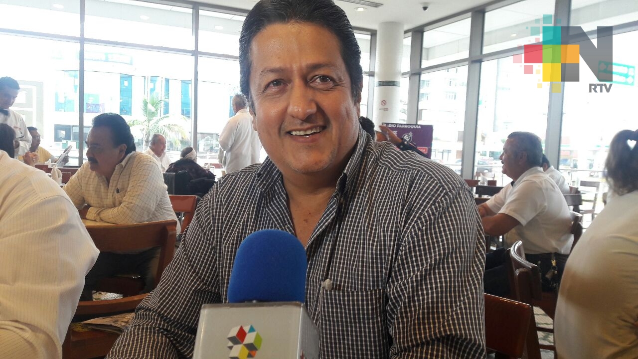 Uber es una competencia desleal que está afectando a los taxistas: Sosa Madrazo