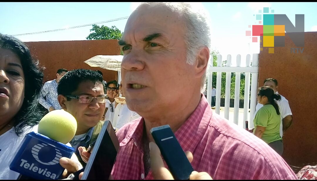 Directivos no reportan a SEV robos en escuelas: Hermida Mayans