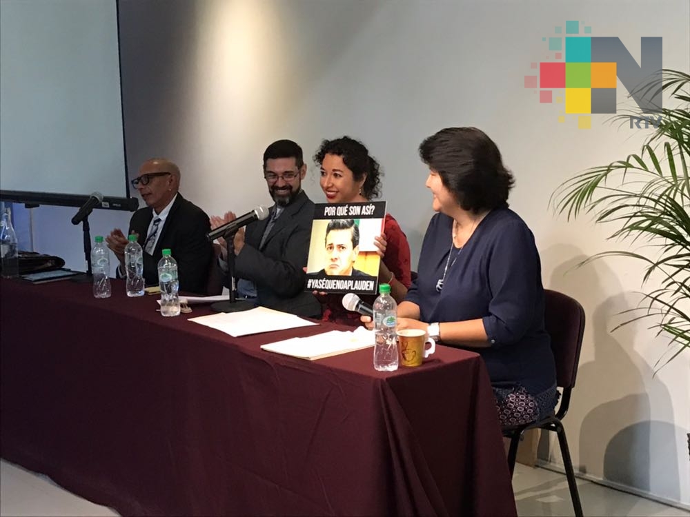 En Xalapa “El meme en internet, identidad y usos sociales»