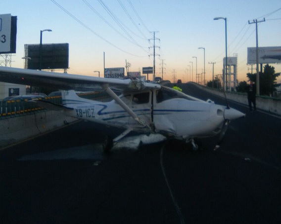 Aterriza de emergencia aeronave de ala fija en Estado de México