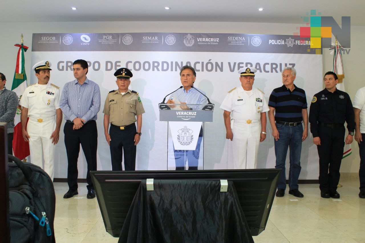 Recomienda el gobernador Yunes evitar manejar grandes cantidades de dinero en bancos