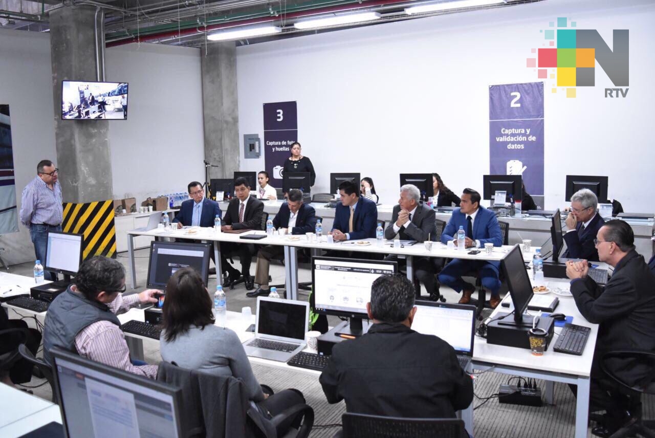 Acude Fiscal General a sesión del Programa de Regularización de Transporte Público