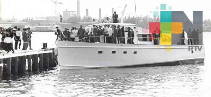 Conmemoran el 61 aniversario de la partida del yate Granma a Cuba