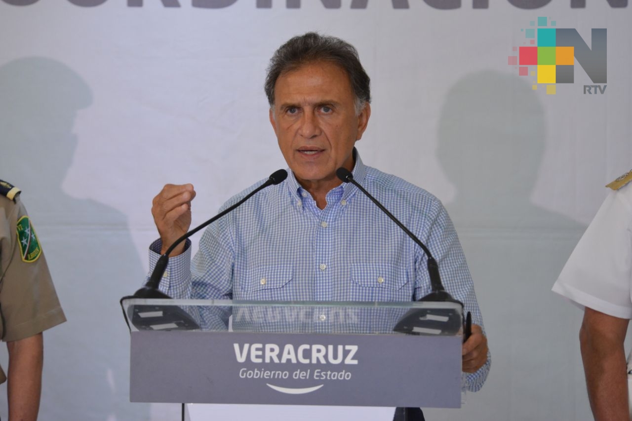 Llama el gobernador Yunes a que alcaldes agilicen creación de policías municipales