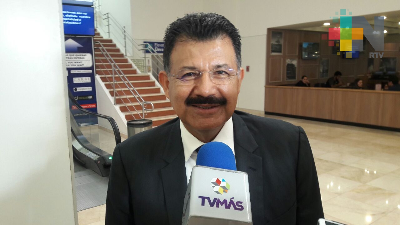 Diputado Saldaña indeciso si aceptará o no bono navideño