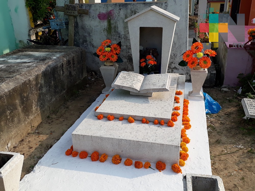 Abarrotados los cementerios del puerto de Tuxpan