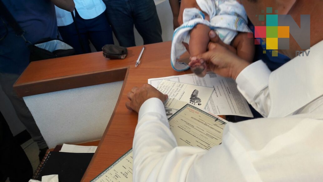 Inauguran módulo del Registro Civil en Hospital General de Boca del Río