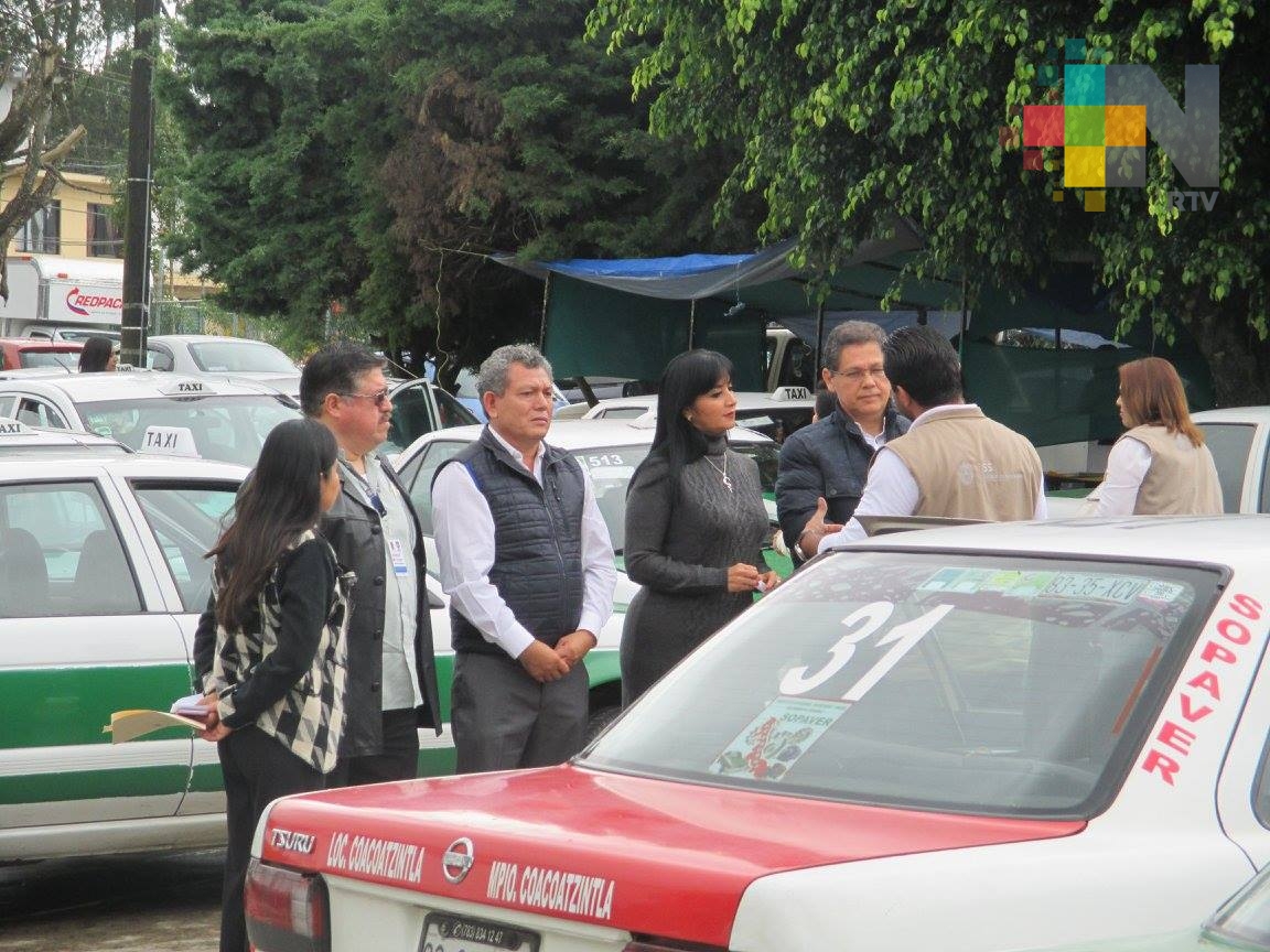 Taxistas de Sopaver se comprometen a mantener sus unidades libres de humo de tabaco