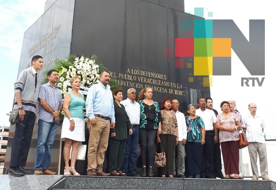Sociedad Cultural Baluarte conmemoran bombardeo de fuerzas francesas a la ciudad de Veracruz