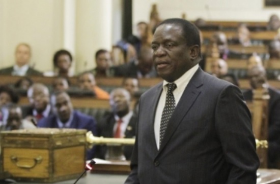 Mnangagwa jura como nuevo presidente de Ziwbabwe