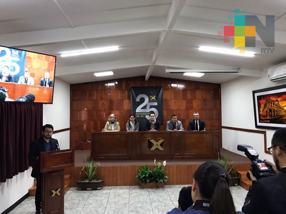 Rumores y noticias falsas, estrategia en redes para elección de 2018, advierte consultor político