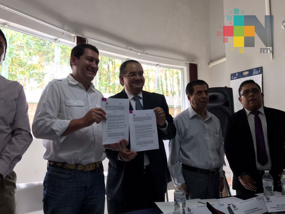 Inecol y Corallium firman convenio para atender la acuacultura