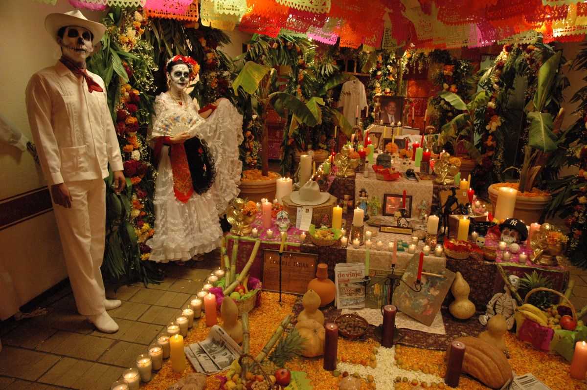 El 27 de octubre se coloca ofrenda a las mascotas fallecidas
