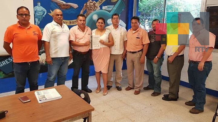 Cbtis 66 de Tierra Blanca recibe reconocimiento a nivel estatal por evaluación