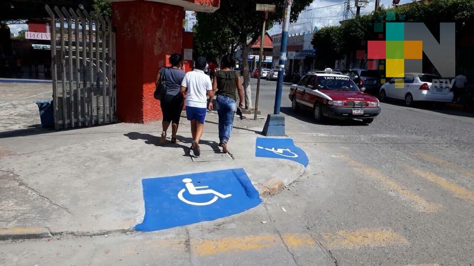 Instalan rampas en calles de Tierra Blanca